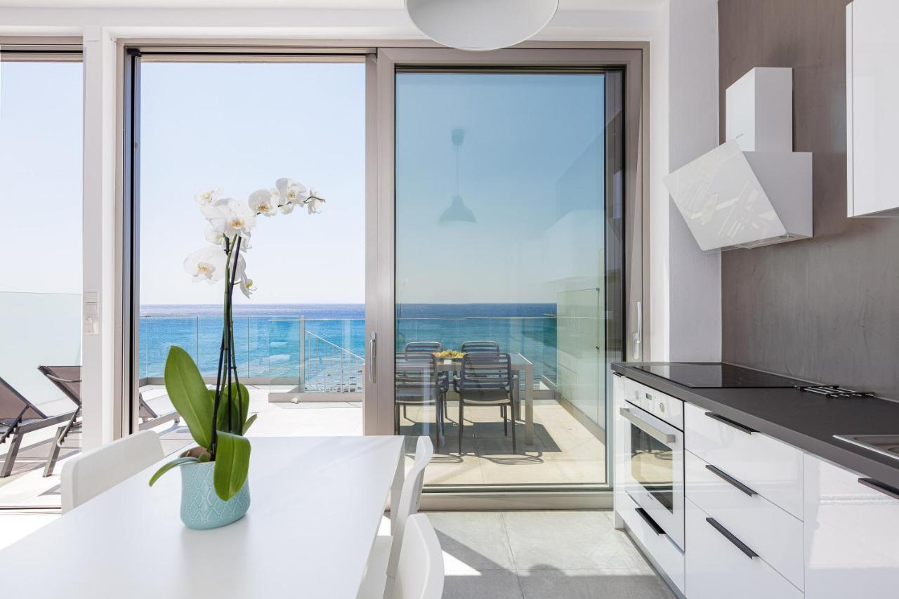 Aelia Seascape Apartments Plakiász Kültér fotó